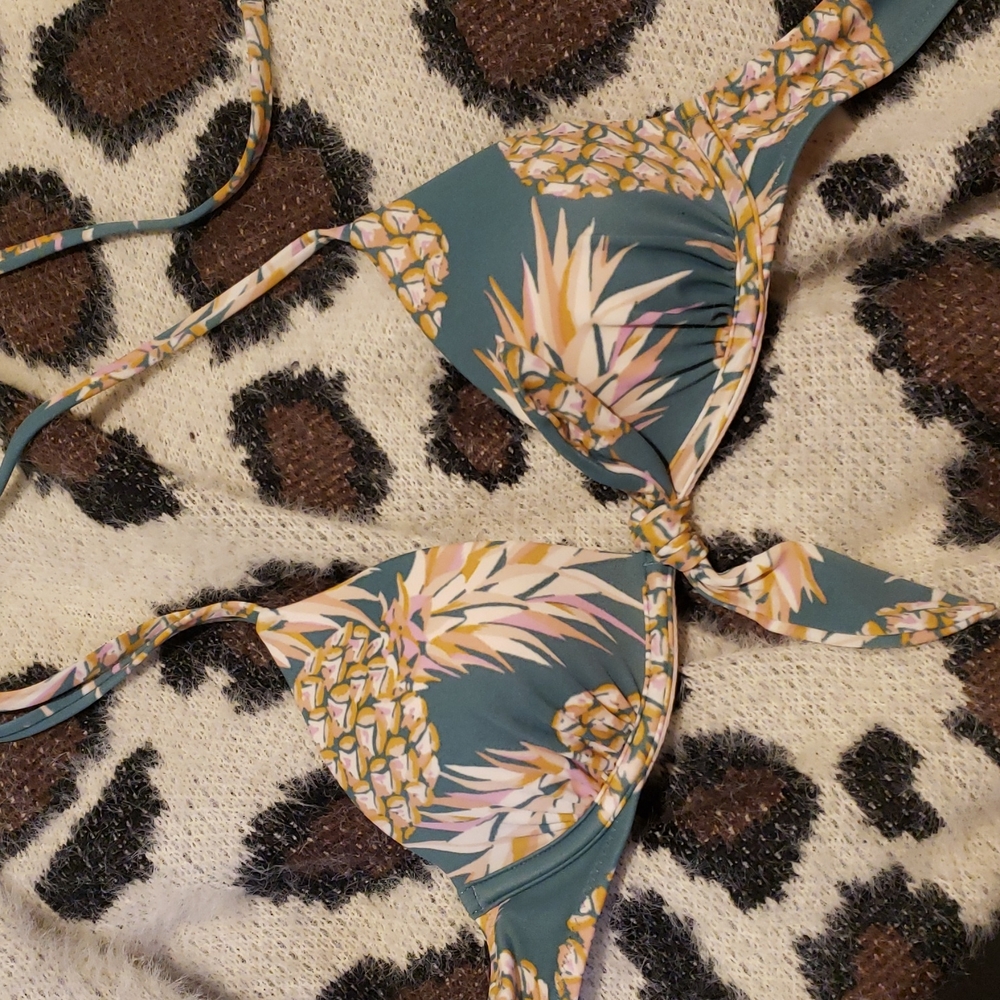 Shade and shore swim top
